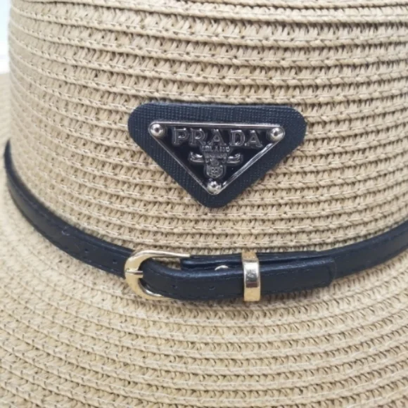 Summery bucket hat - Picture 4 of 4